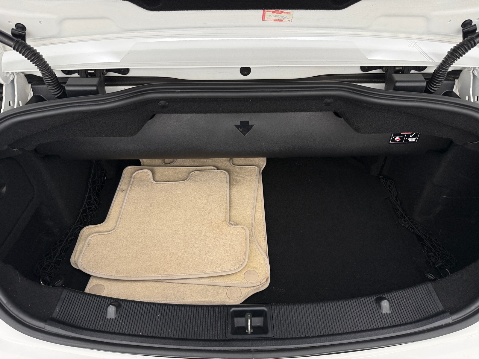 Thumbnail: 2014 Mercedes-Benz E-Class - 6