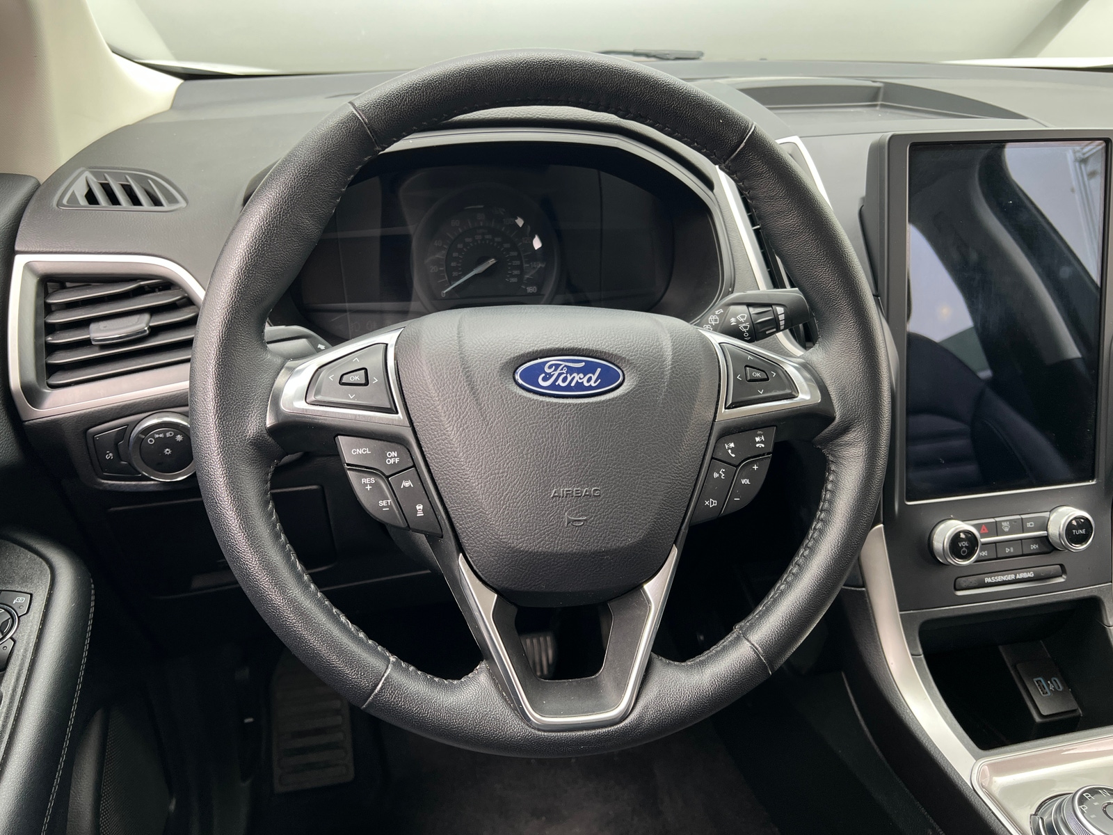 Thumbnail: 2024 Ford Edge - 4