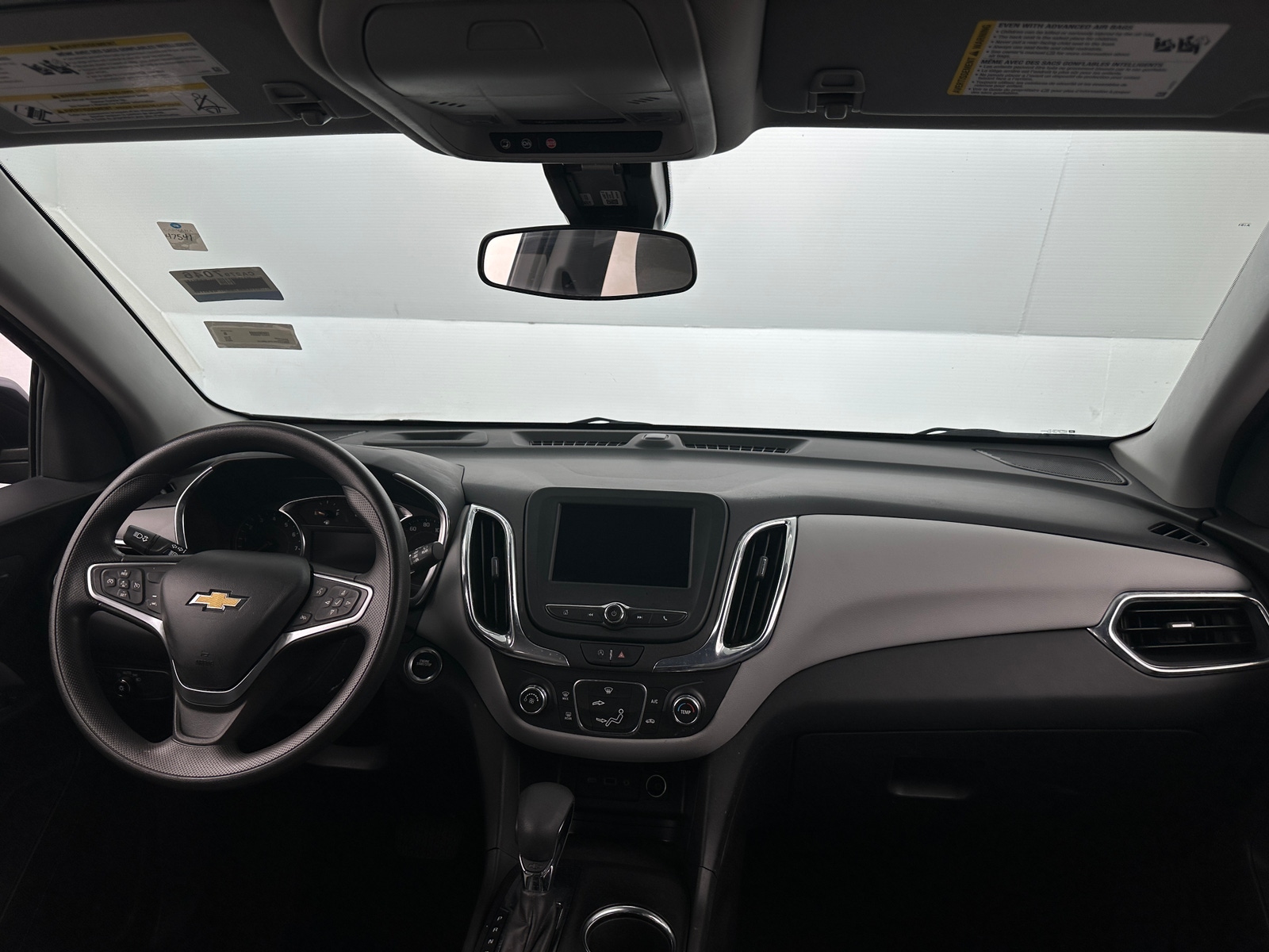 Thumbnail: 2023 Chevrolet Equinox - 3