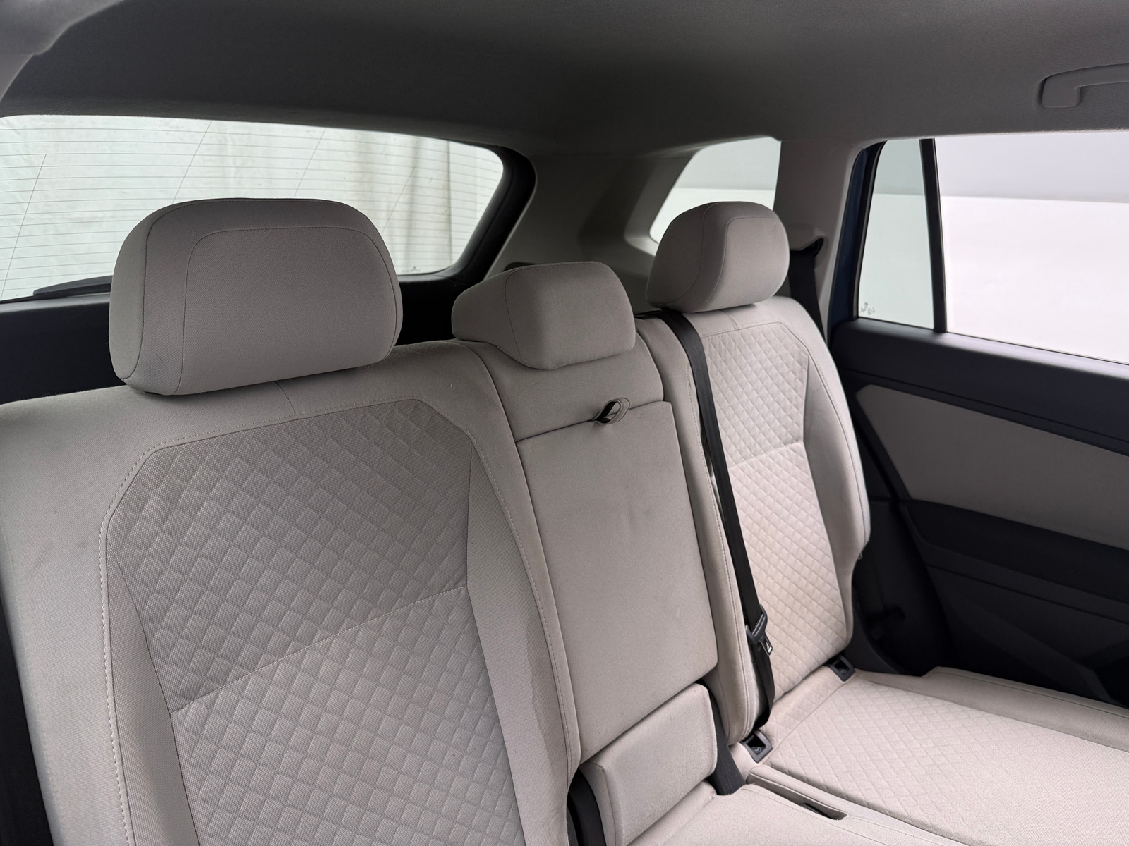 Thumbnail: 2020 Volkswagen Tiguan - 6