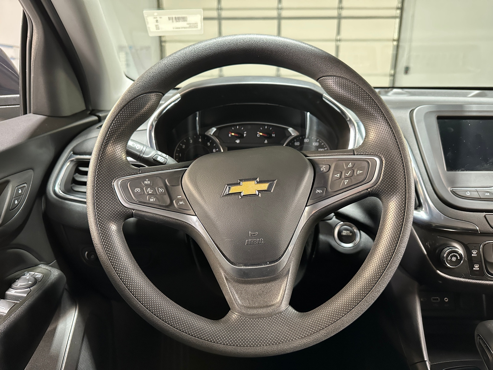 Thumbnail: 2023 Chevrolet Equinox - 5