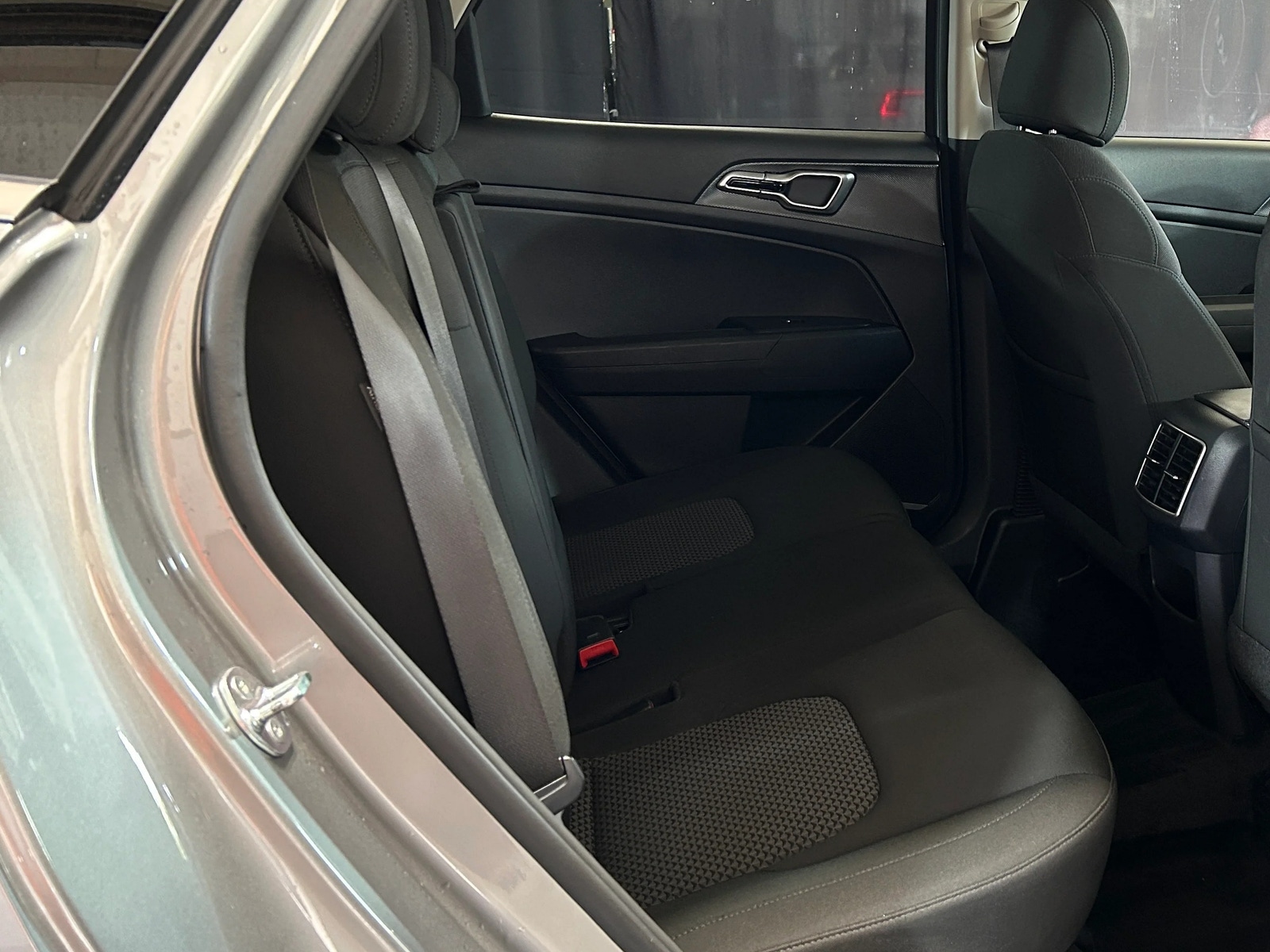 Thumbnail: 2024 Kia Sportage - 6