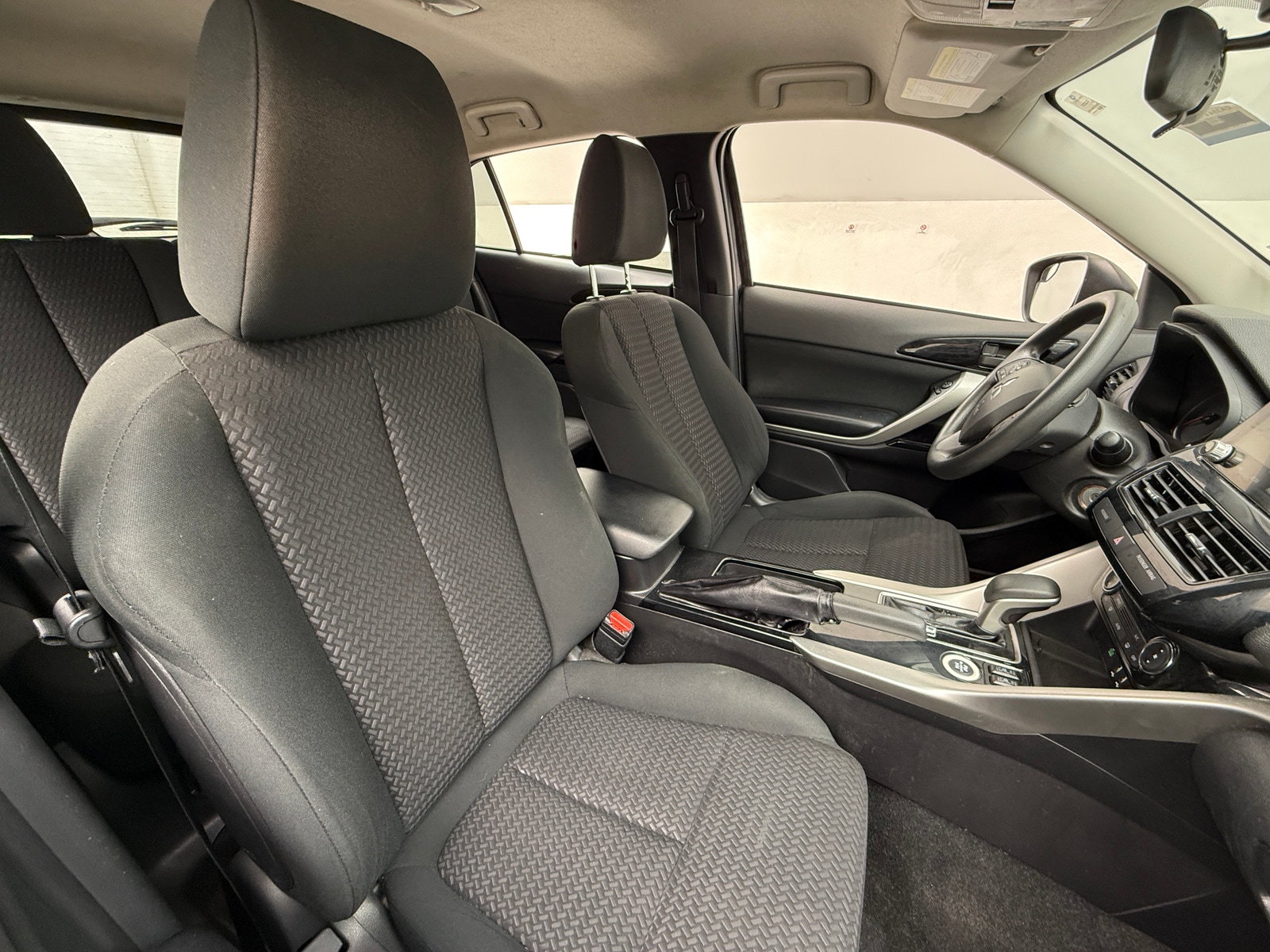 Thumbnail: 2023 Mitsubishi Eclipse Cross - 2