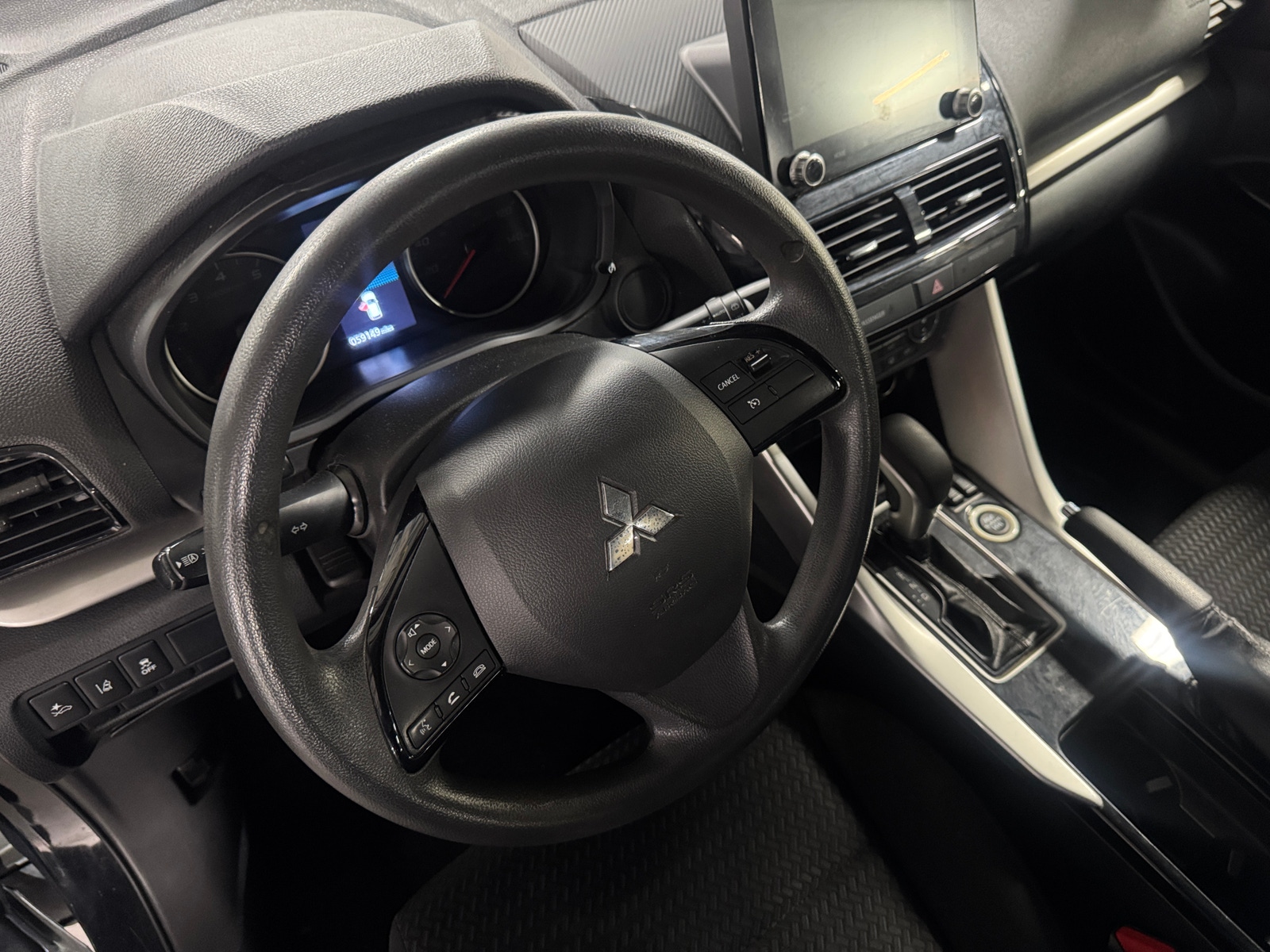 Thumbnail: 2023 Mitsubishi Eclipse Cross - 5