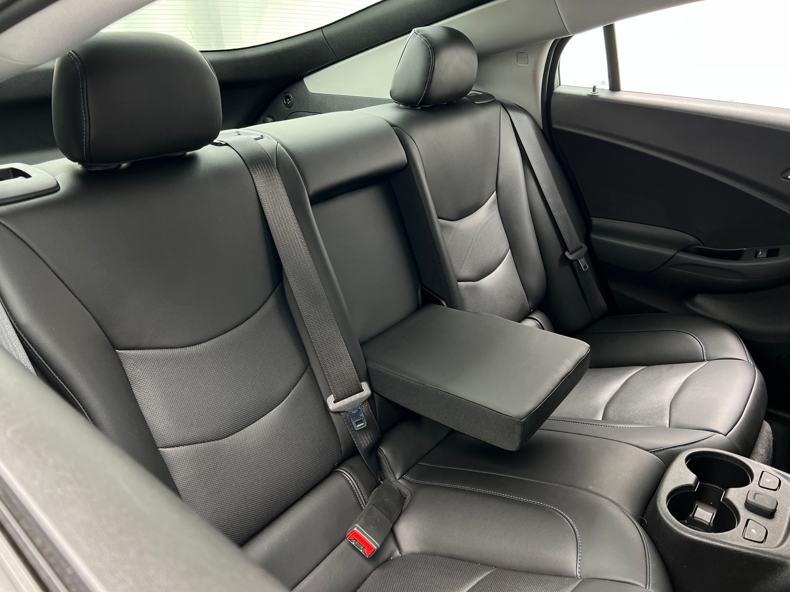 Thumbnail: 2018 Chevrolet Volt - 5