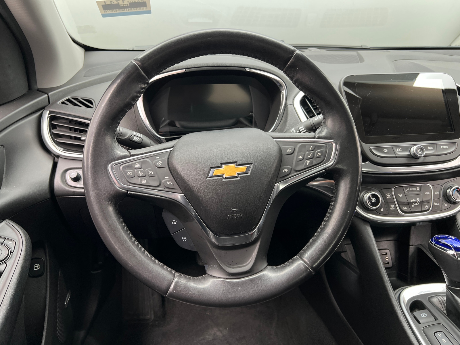 Thumbnail: 2018 Chevrolet Volt - 4