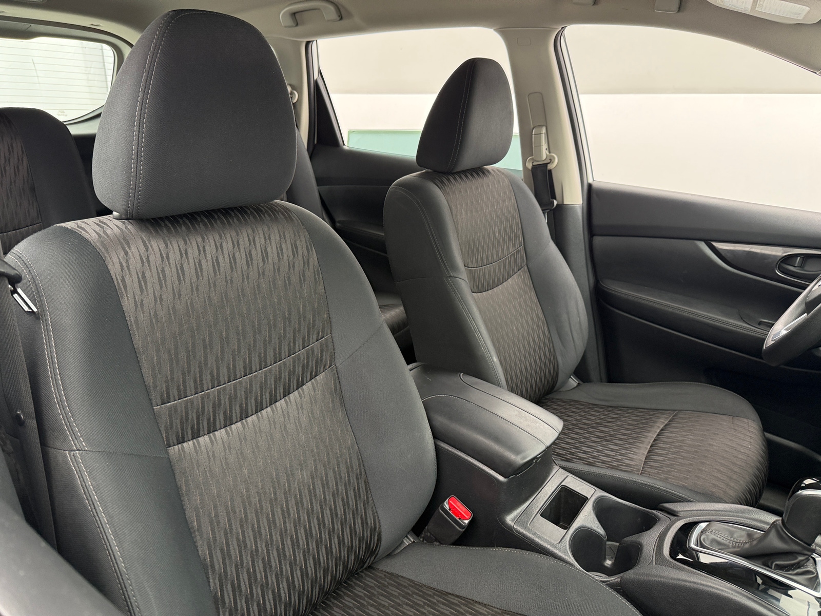 Thumbnail: 2019 Nissan Rogue - 2