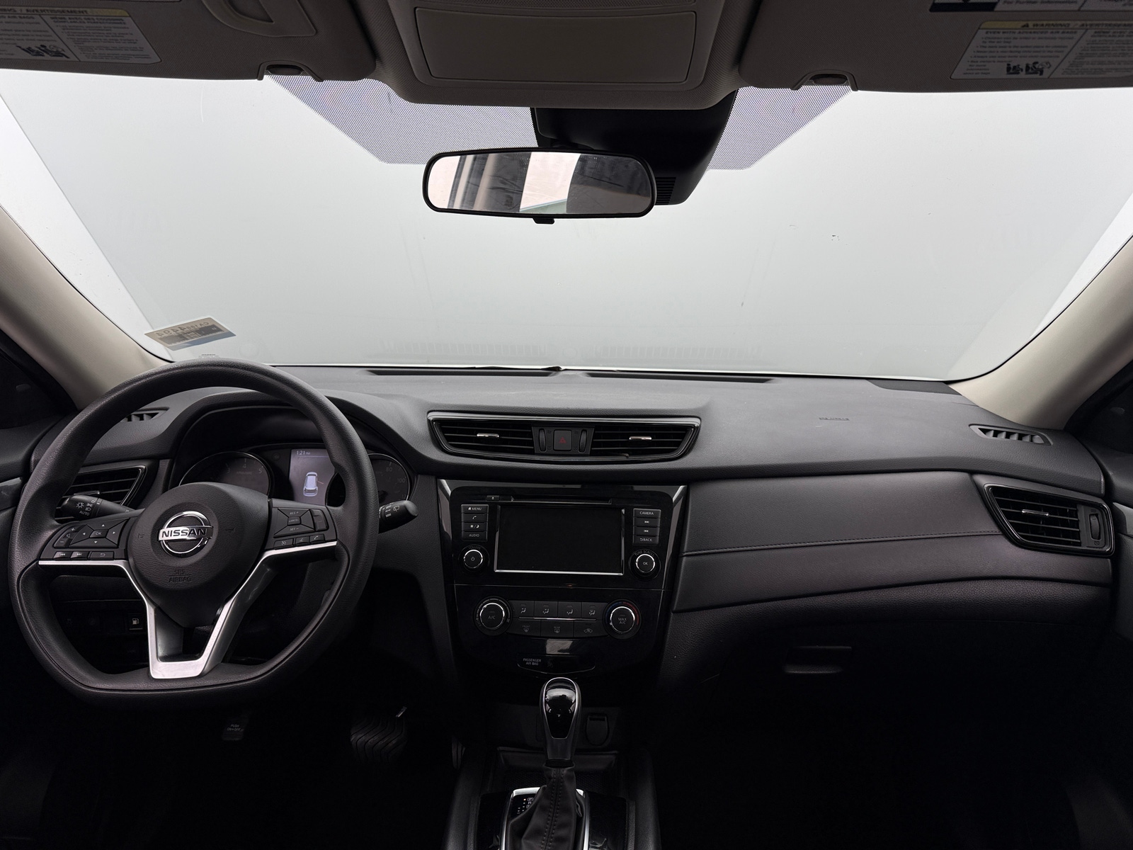 Thumbnail: 2019 Nissan Rogue - 3