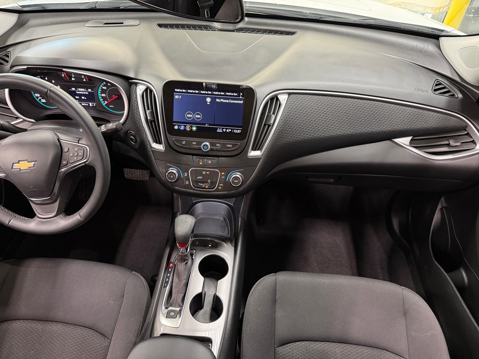 Thumbnail: 2024 Chevrolet Malibu - 3