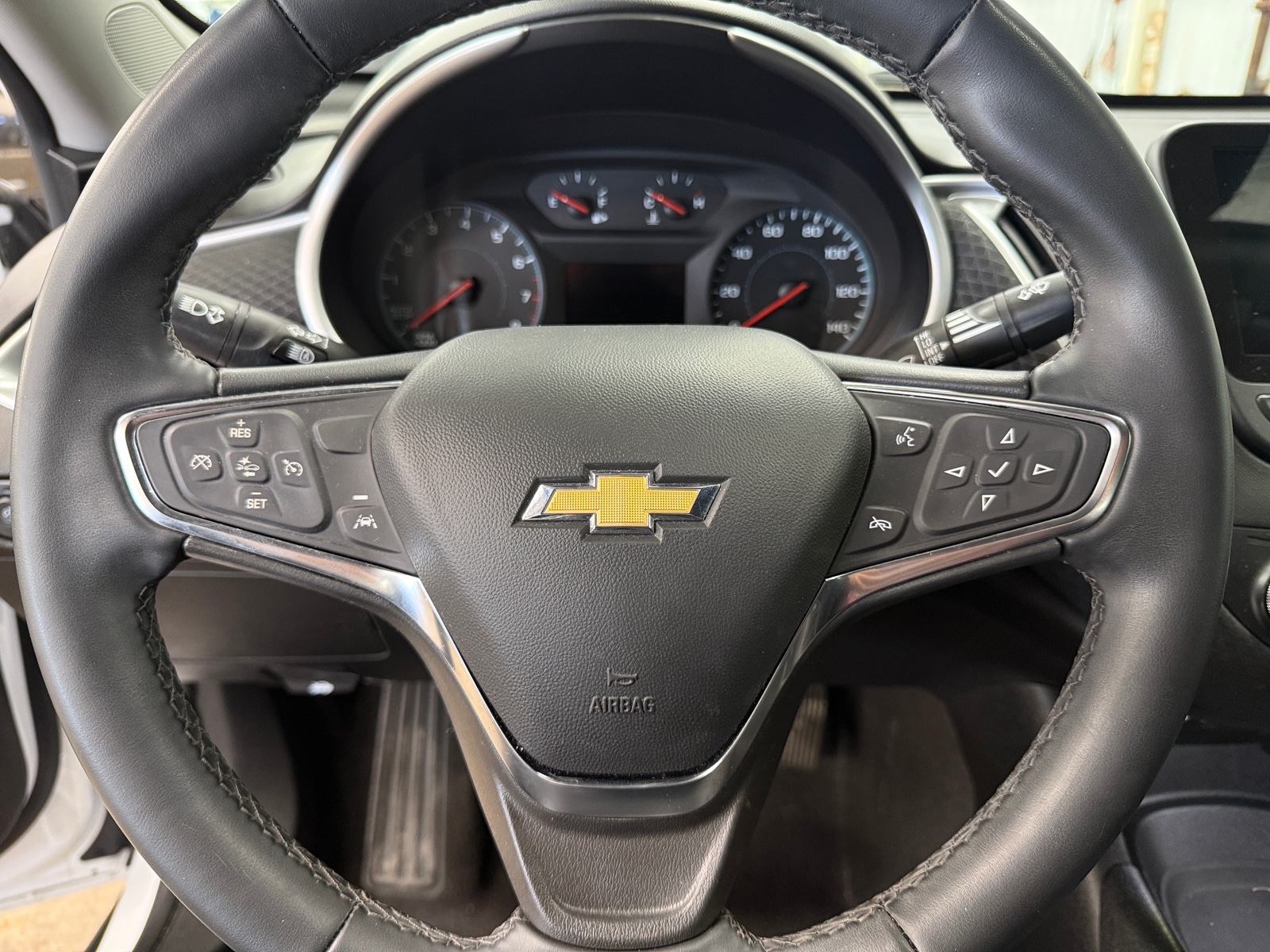 Thumbnail: 2024 Chevrolet Malibu - 5