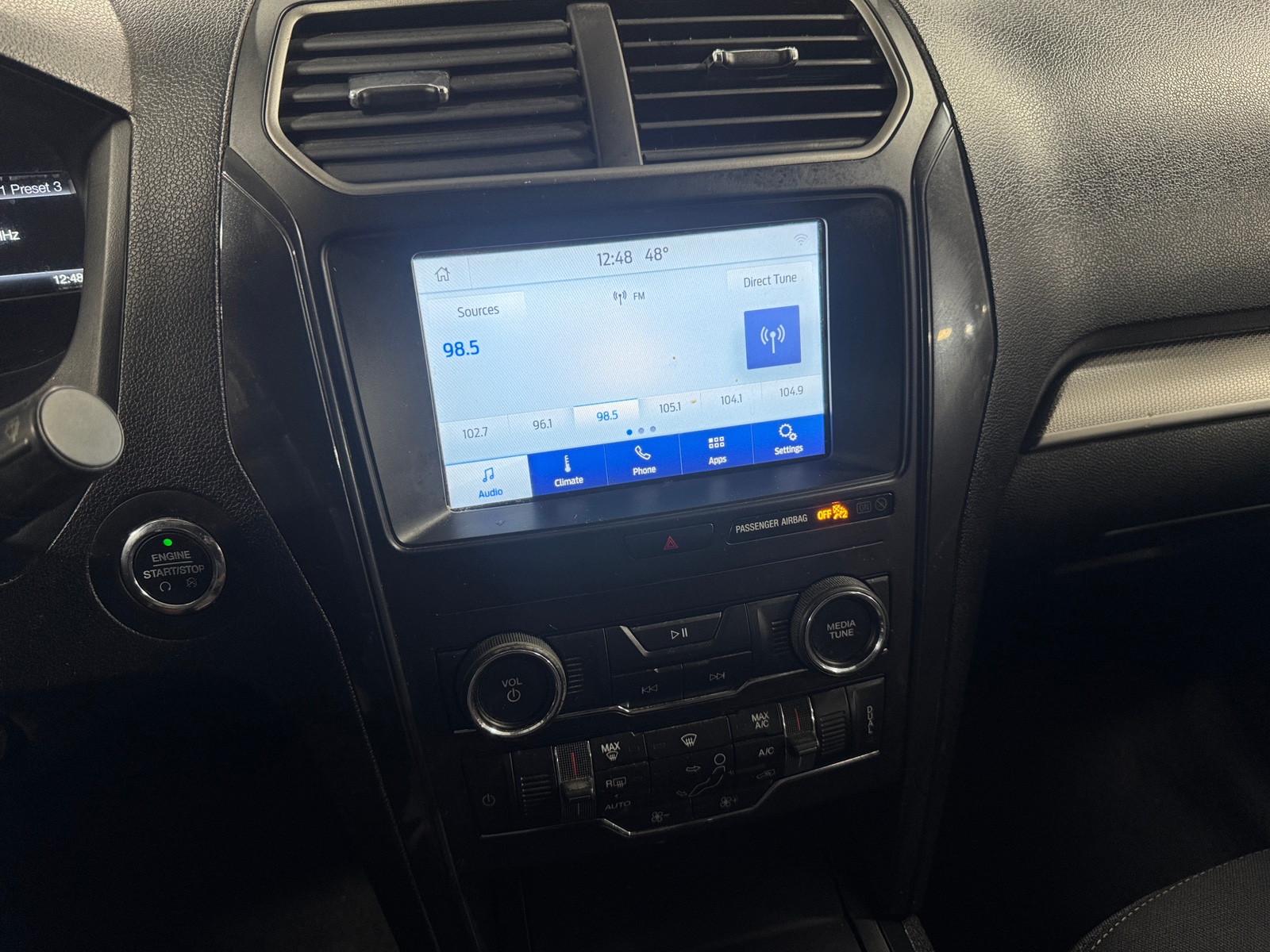 Thumbnail: 2018 Ford Explorer - 4