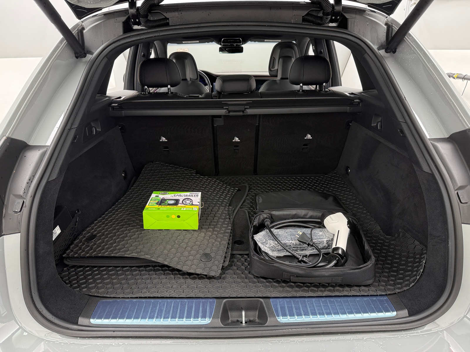 Thumbnail: 2025 Mercedes-Benz EQE - 6