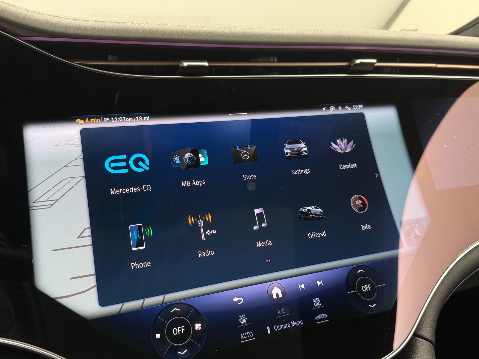 Thumbnail: 2025 Mercedes-Benz EQE - 3