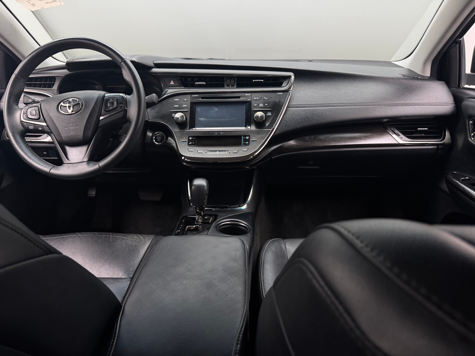 Thumbnail: 2016 Toyota Avalon - 2