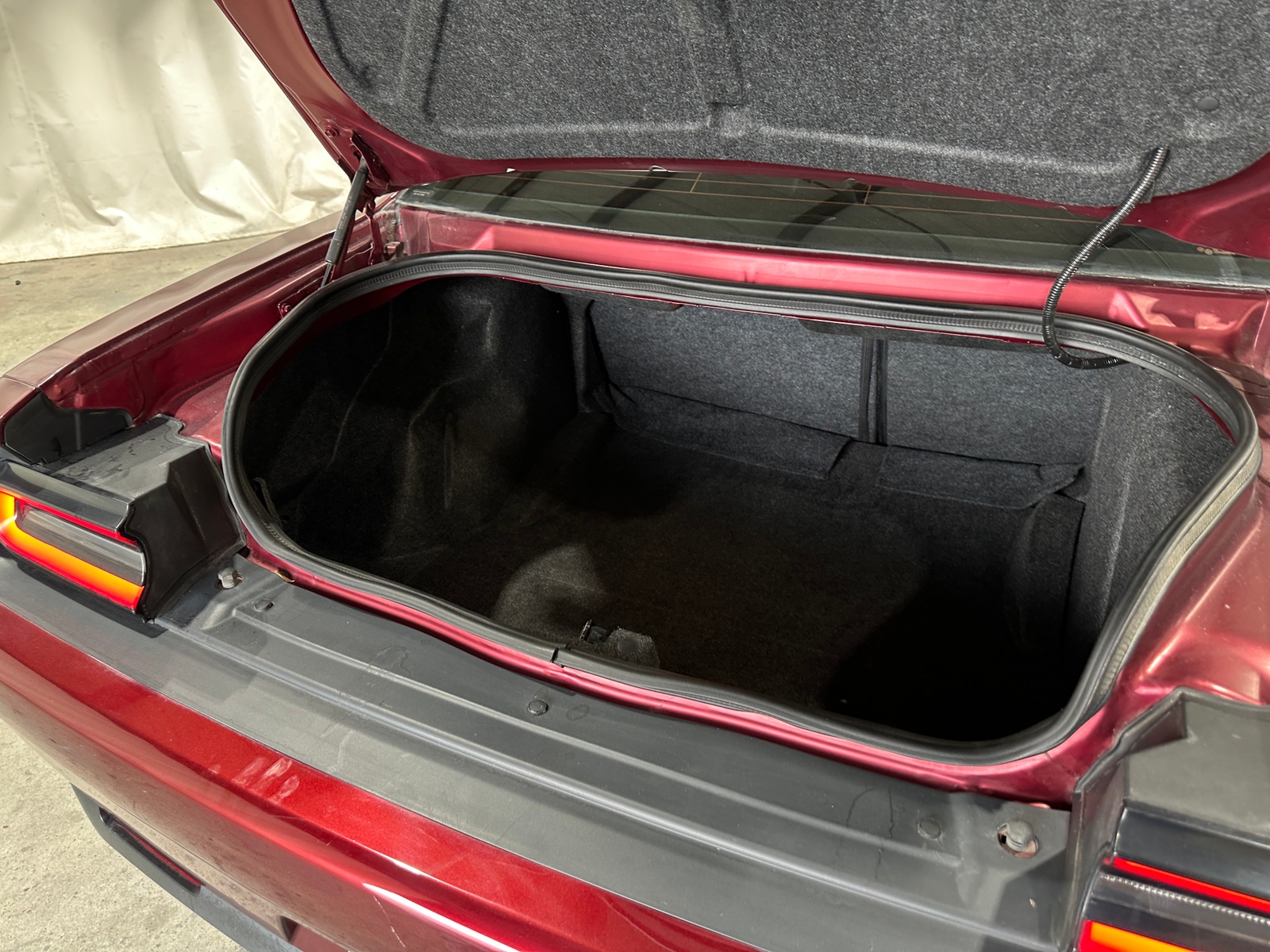 Thumbnail: 2017 Dodge Challenger - 5