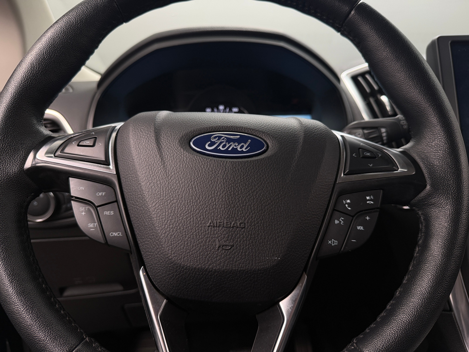 Thumbnail: 2024 Ford Edge - 4