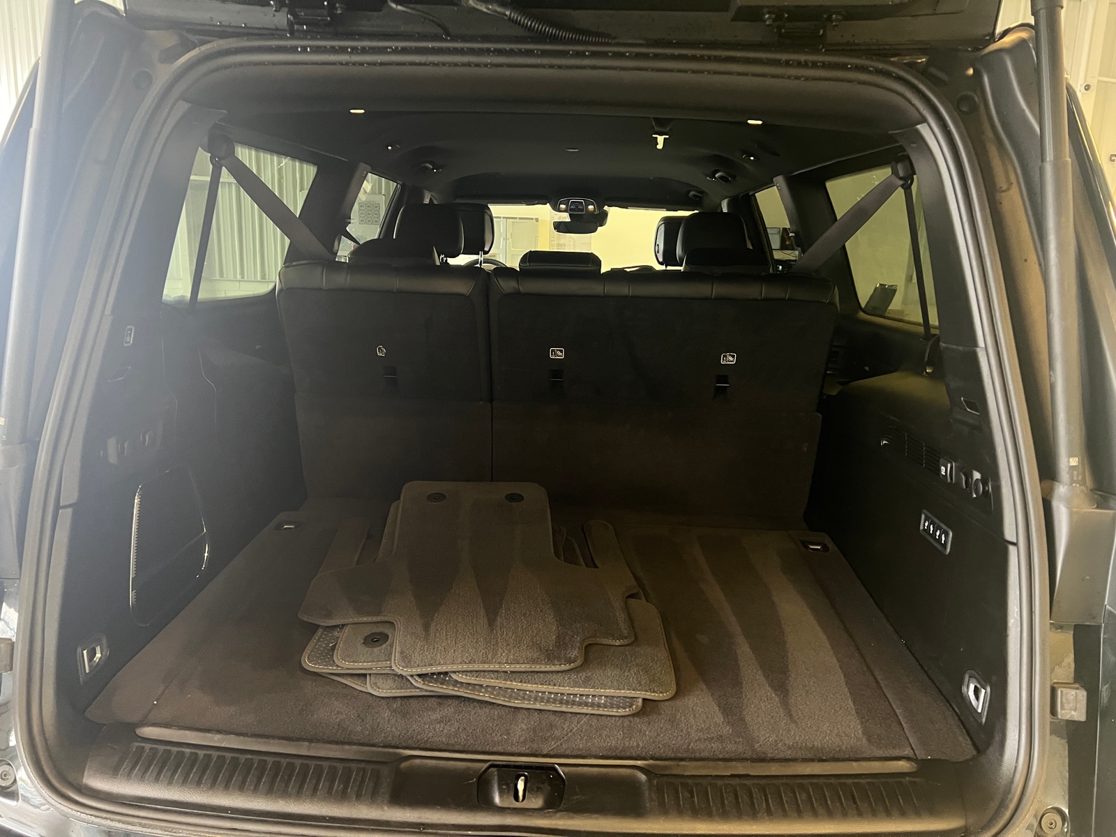 Thumbnail: 2024 Jeep Wagoneer - 6