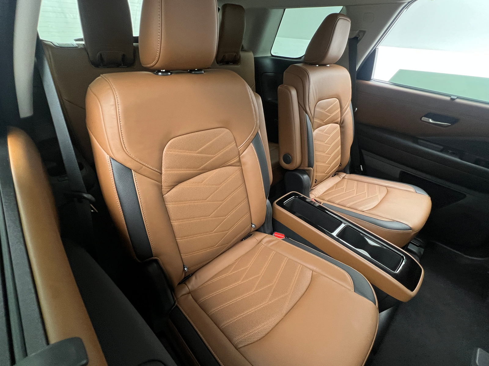 Thumbnail: 2022 Nissan Pathfinder - 5