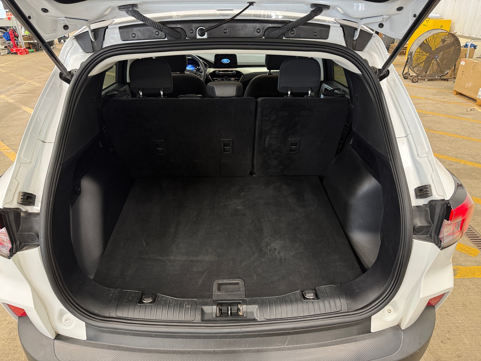 Thumbnail: 2022 Ford Escape - 7