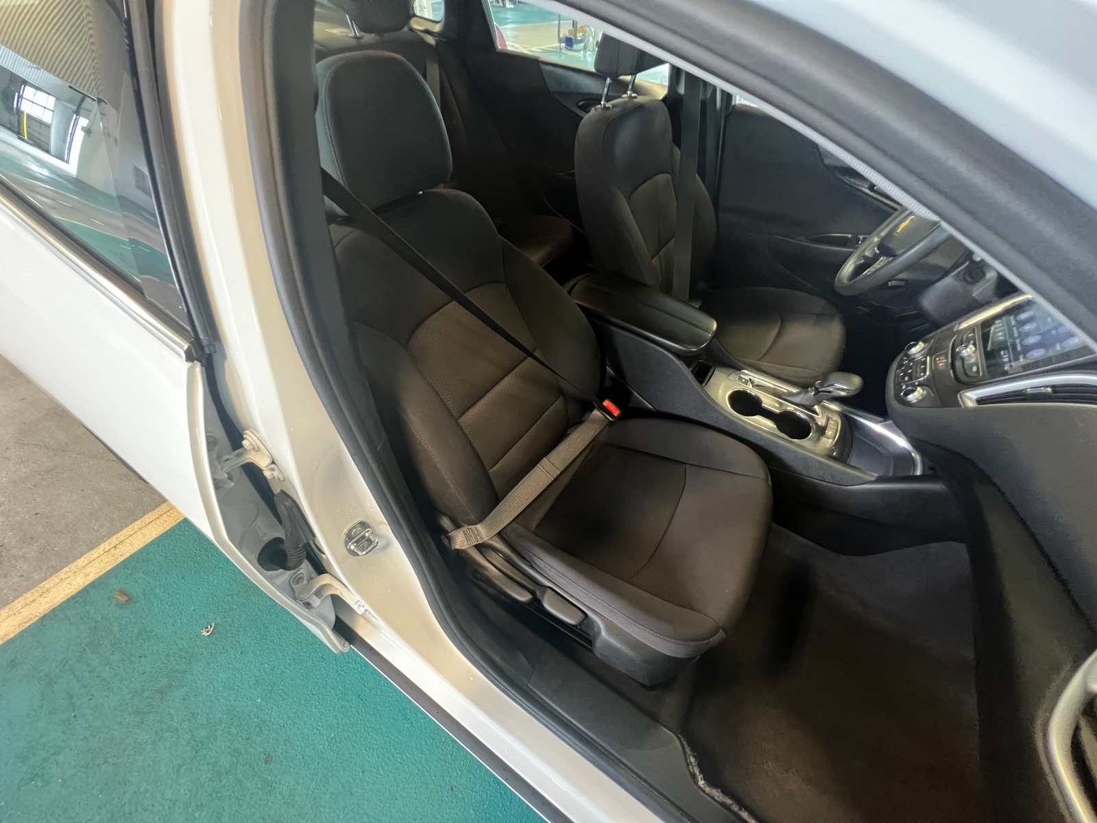 Thumbnail: 2023 Chevrolet Malibu - 2