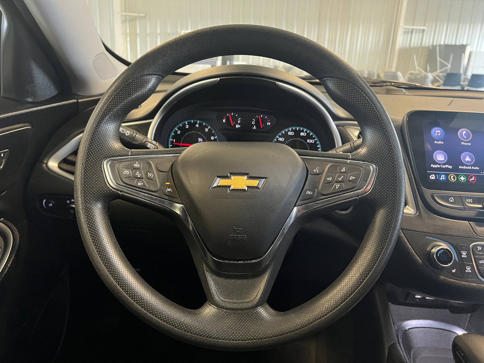 Thumbnail: 2023 Chevrolet Malibu - 5