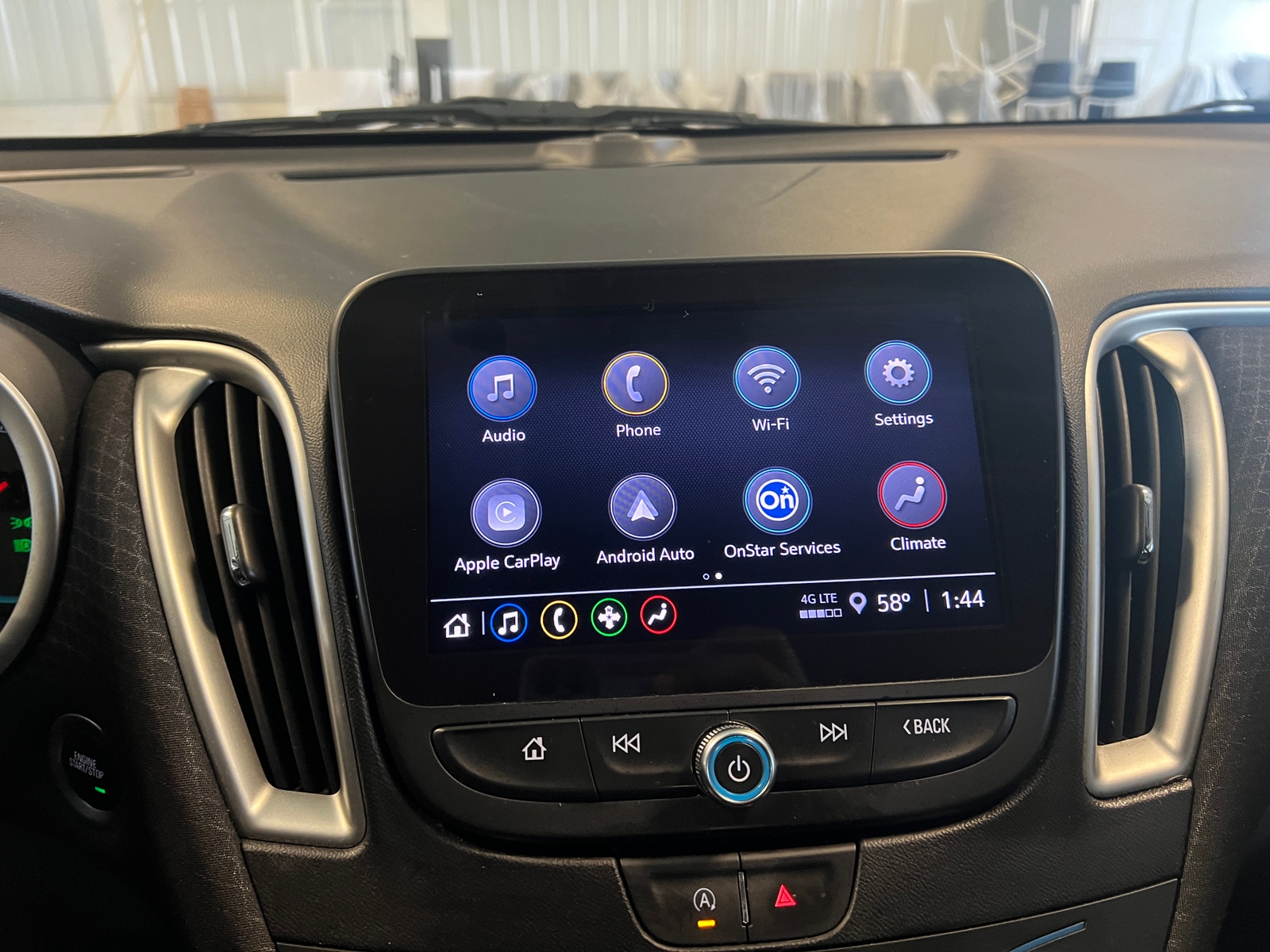 Thumbnail: 2023 Chevrolet Malibu - 4