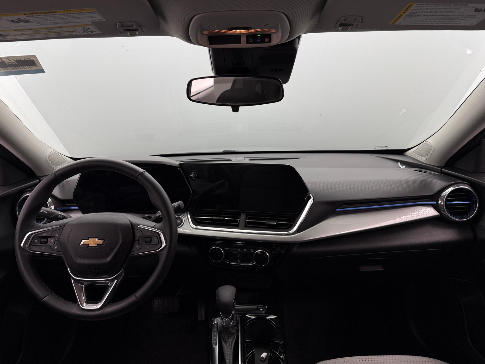 Thumbnail: 2024 Chevrolet Trax - 3