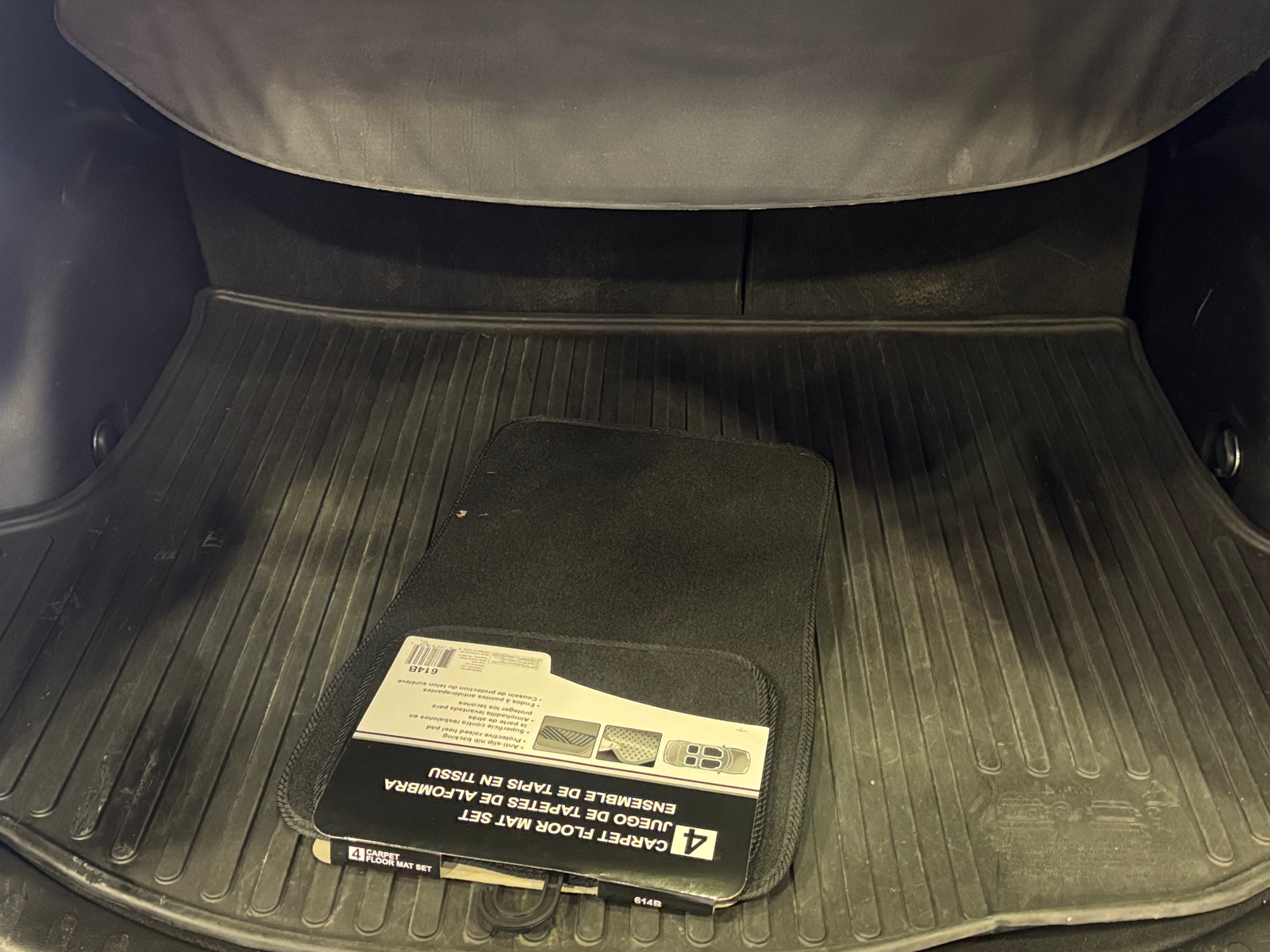 Thumbnail: 2018 Toyota RAV4 - 7