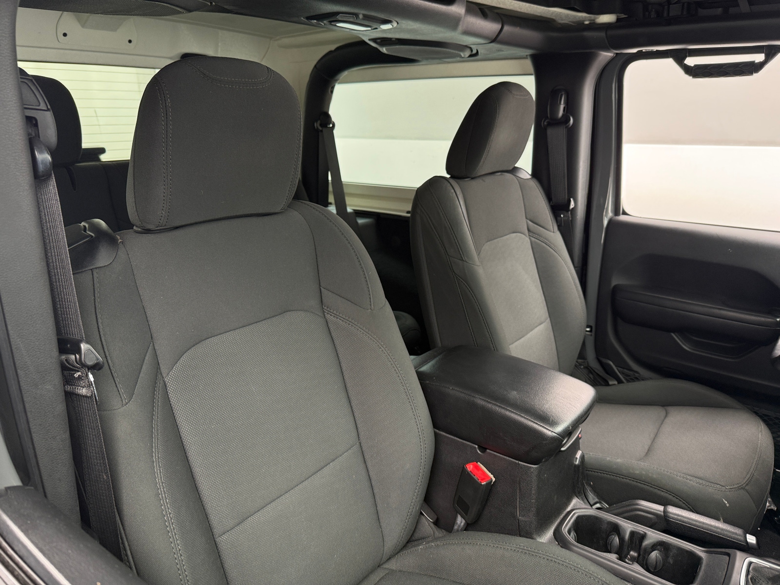 Thumbnail: 2019 Jeep Wrangler - 2