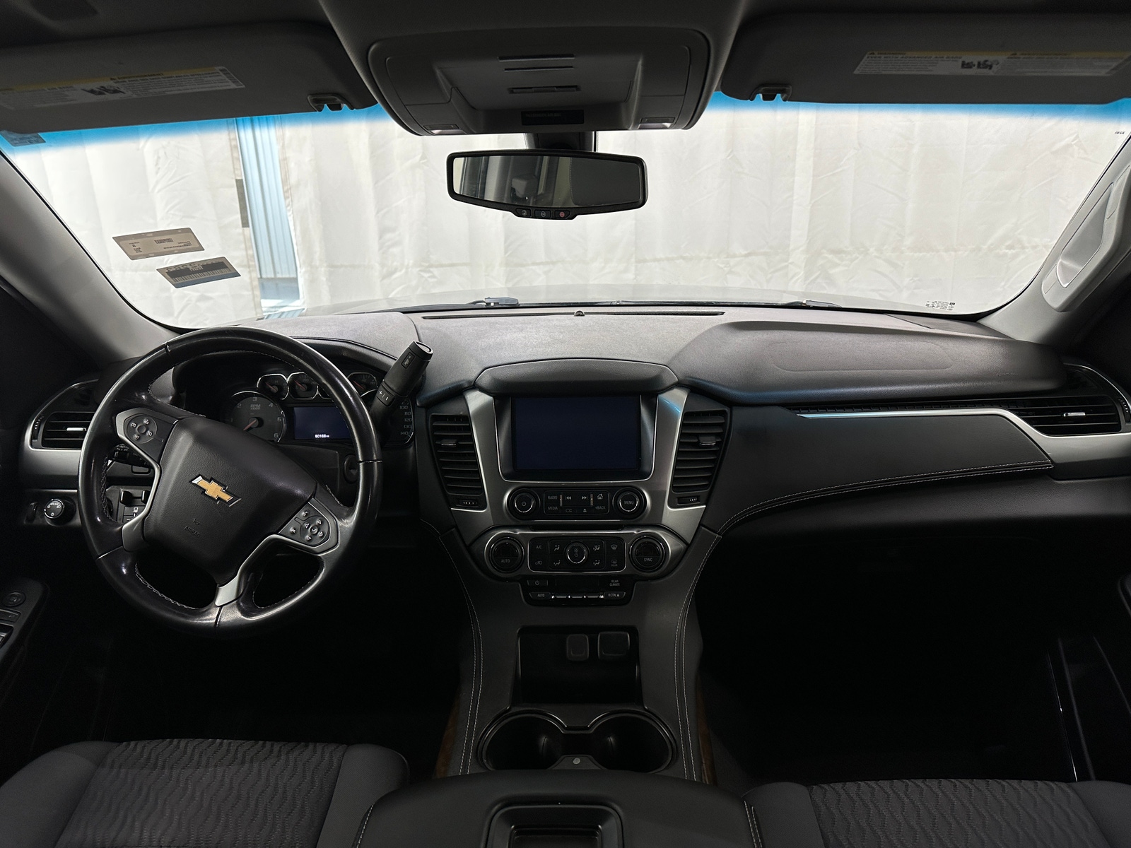 Thumbnail: 2019 Chevrolet Tahoe - 3