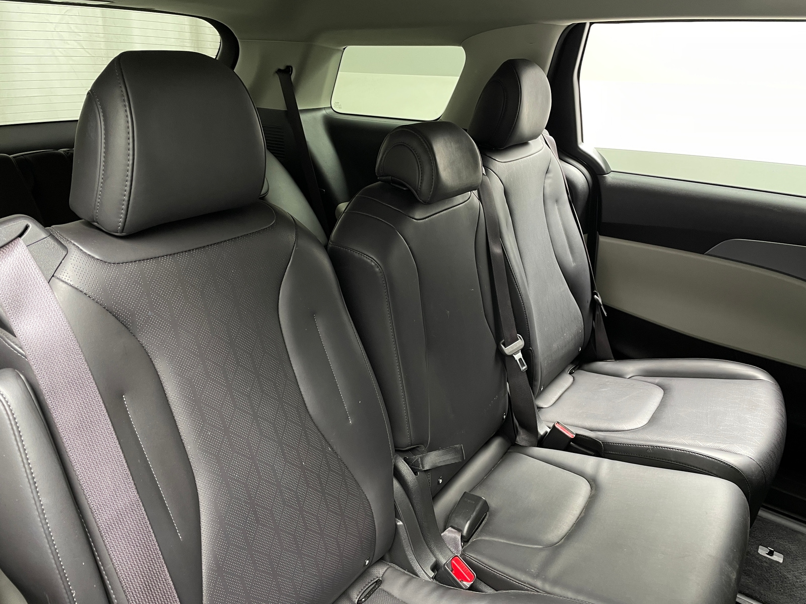 Thumbnail: 2024 Kia Carnival - 5