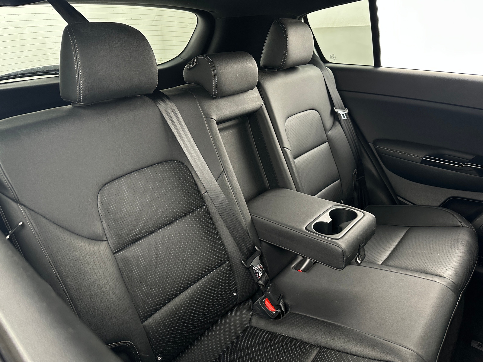 Thumbnail: 2022 Kia Sportage - 5