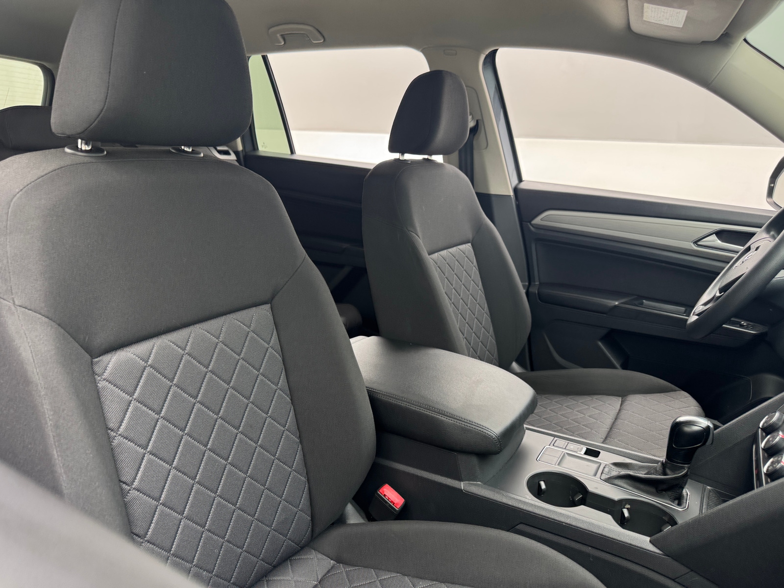 Thumbnail: 2018 Volkswagen Atlas - 2