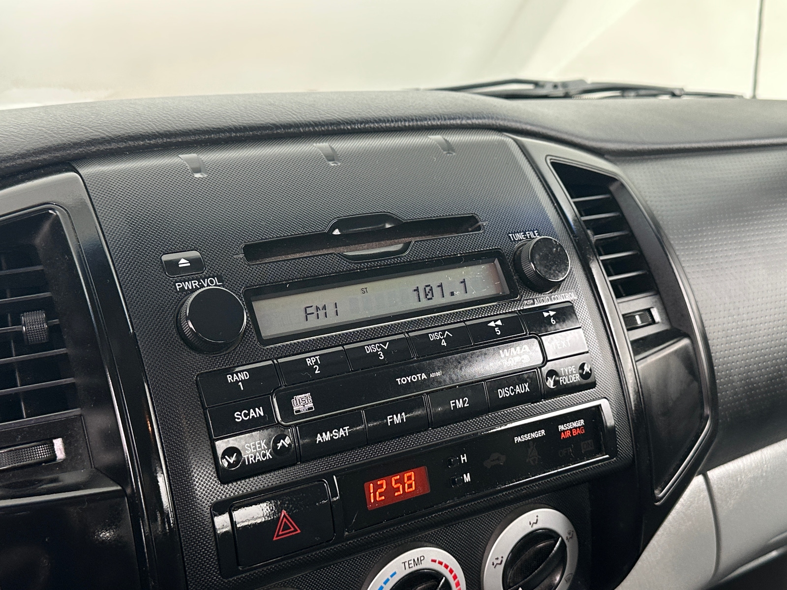 Thumbnail: 2010 Toyota Tacoma - 4