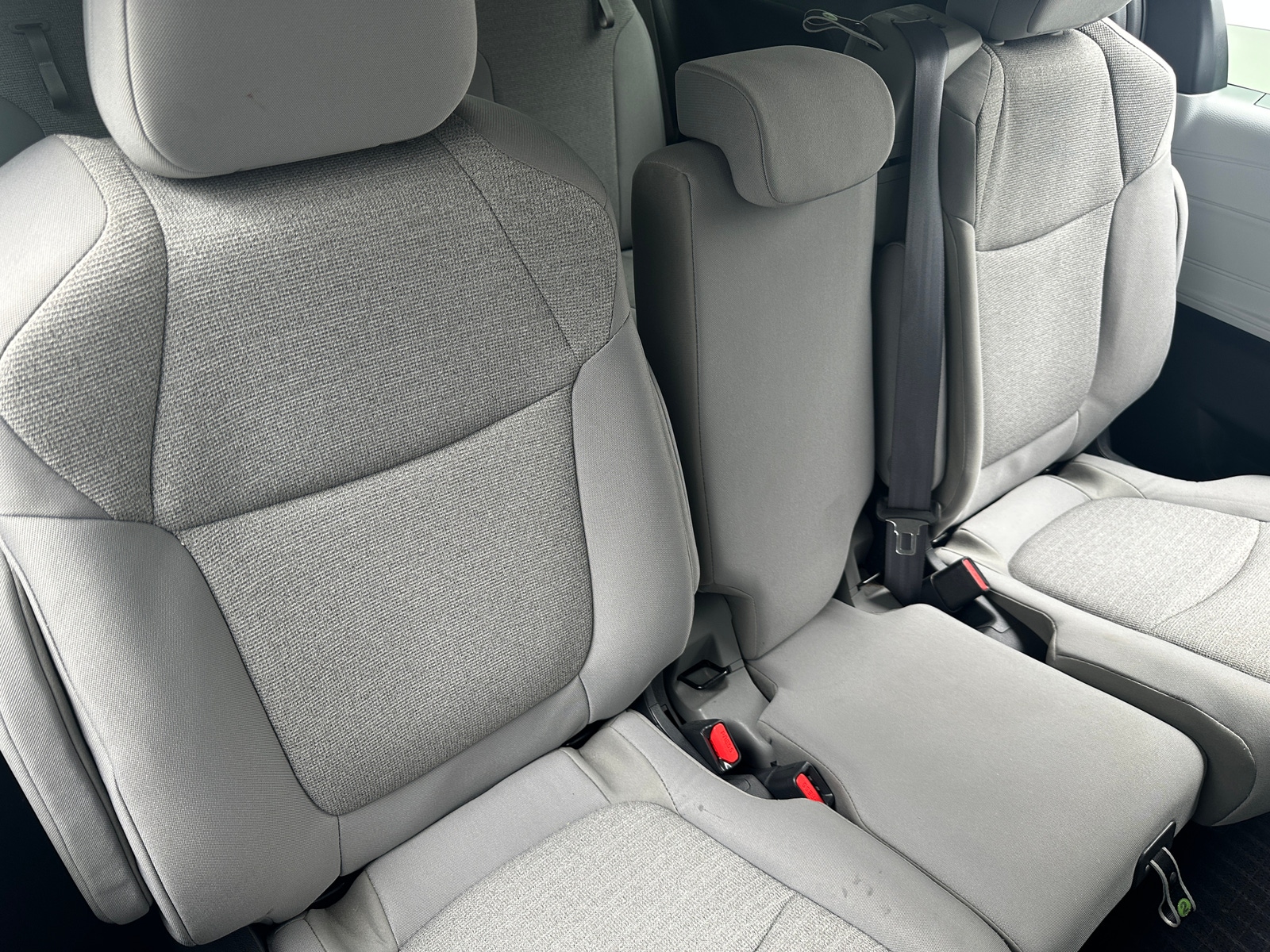 Thumbnail: 2025 Toyota Sienna - 6