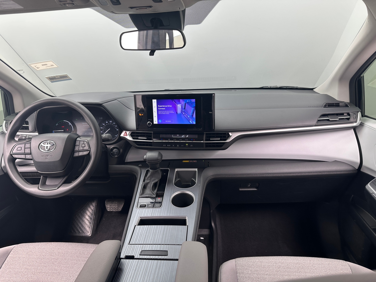 Thumbnail: 2025 Toyota Sienna - 3