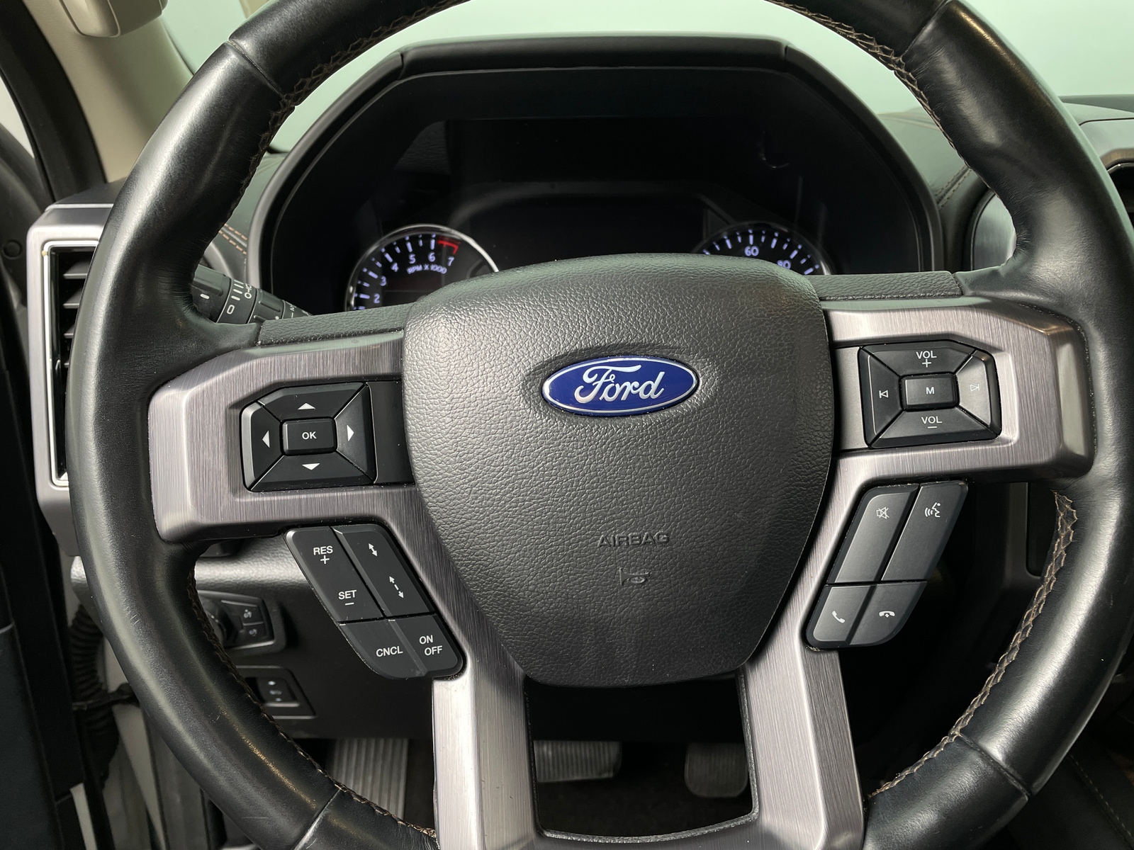 Thumbnail: 2020 Ford Expedition - 4