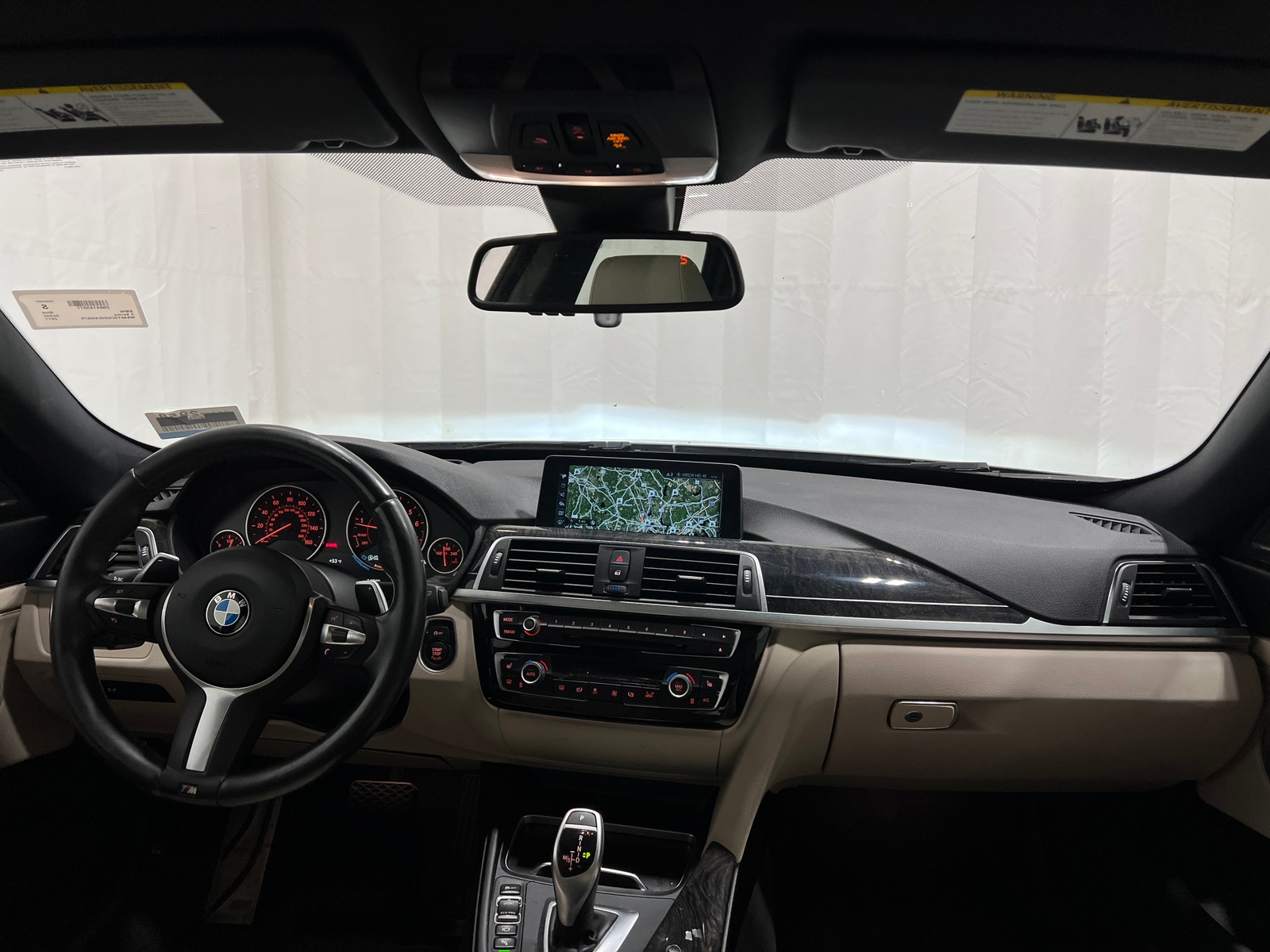 Thumbnail: 2017 BMW 3 Series - 2