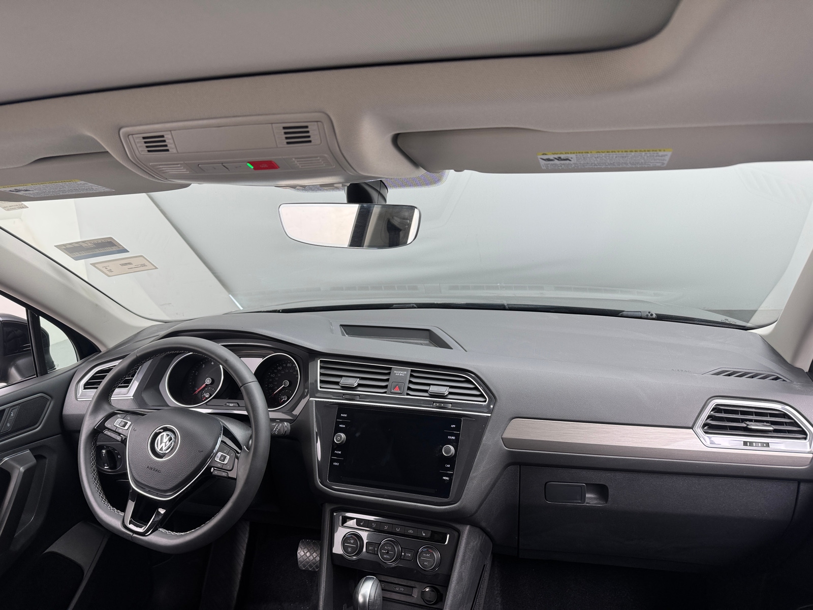 Thumbnail: 2021 Volkswagen Tiguan - 2