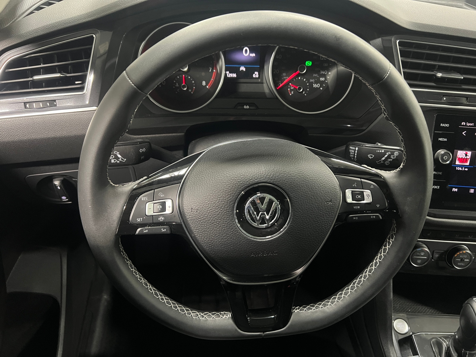 Thumbnail: 2021 Volkswagen Tiguan - 4