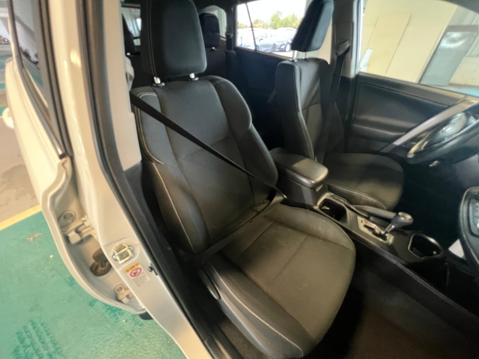 Thumbnail: 2018 Toyota RAV4 - 2