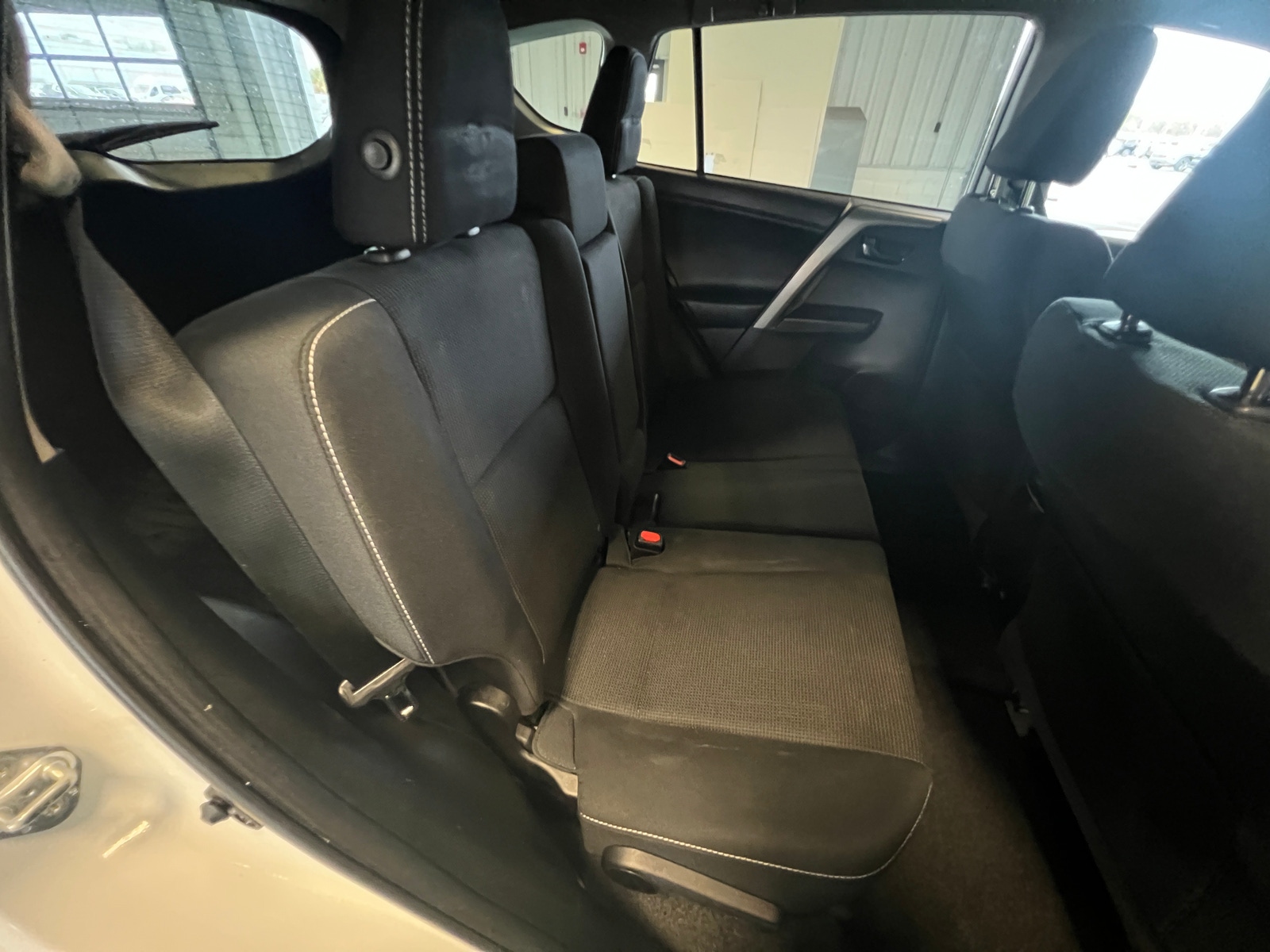 Thumbnail: 2018 Toyota RAV4 - 6