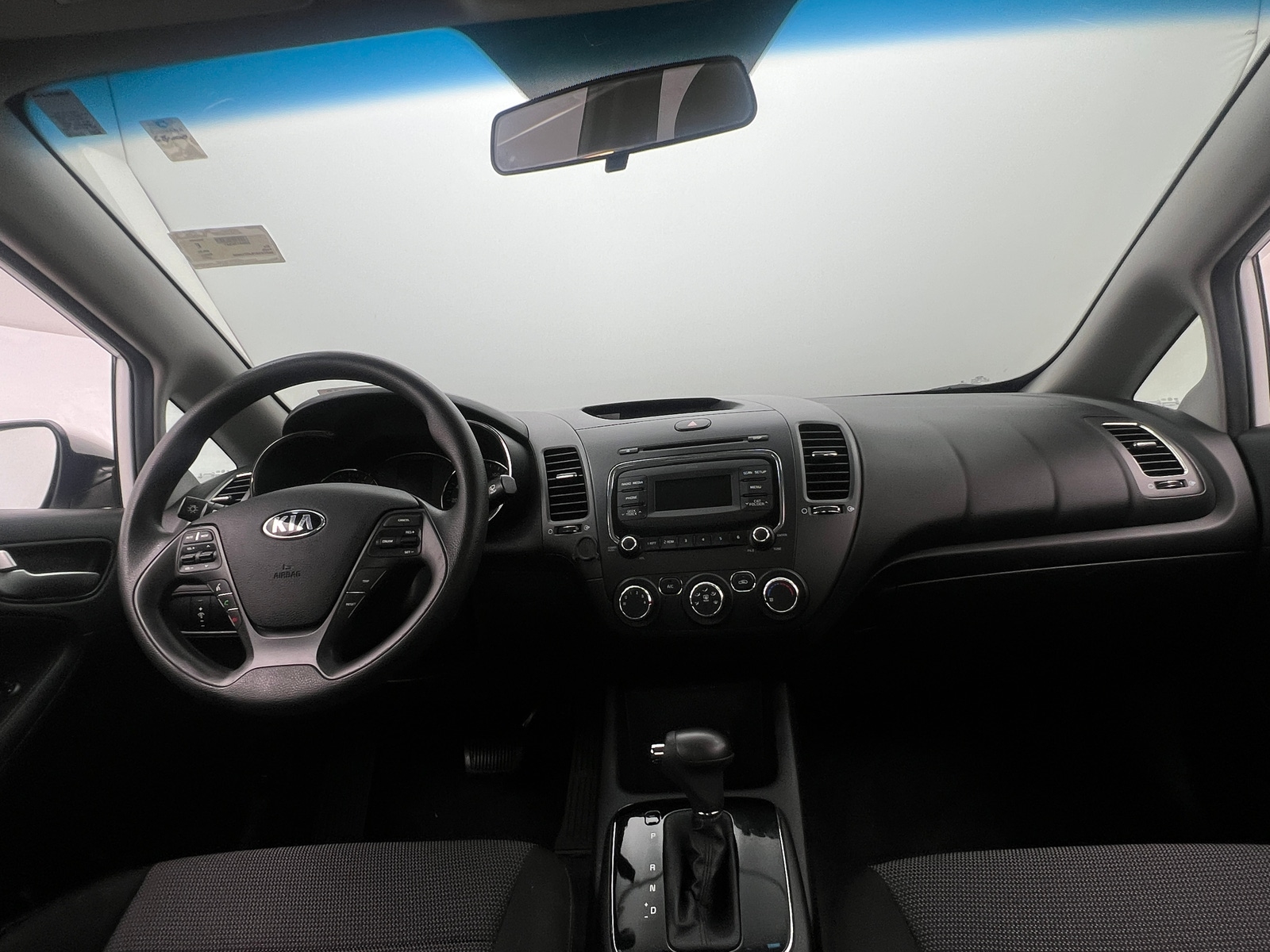 Thumbnail: 2018 Kia Forte - 3