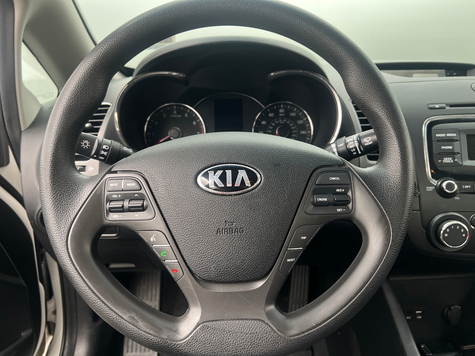 Thumbnail: 2018 Kia Forte - 5