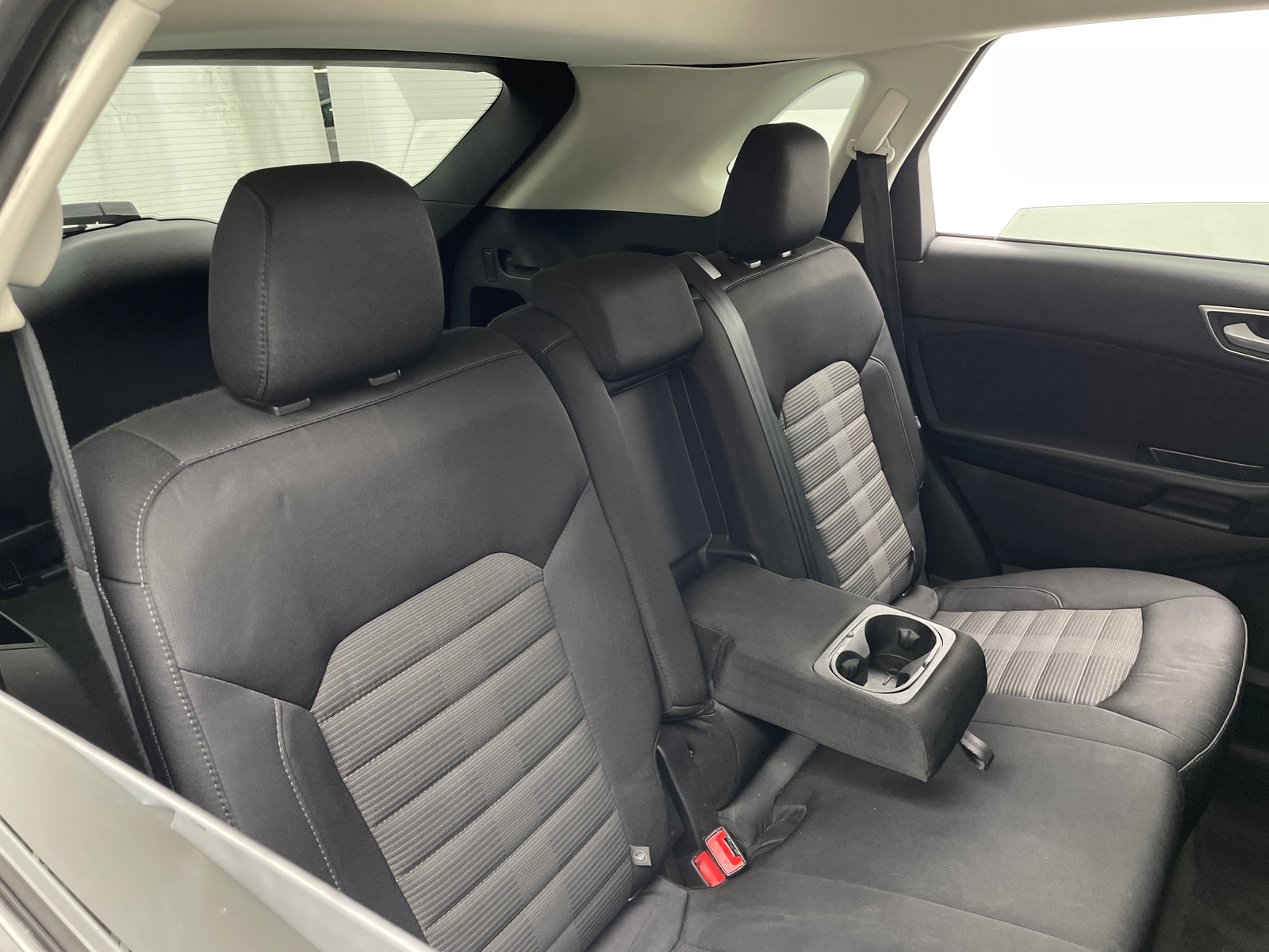 Thumbnail: 2015 Ford Edge - 6