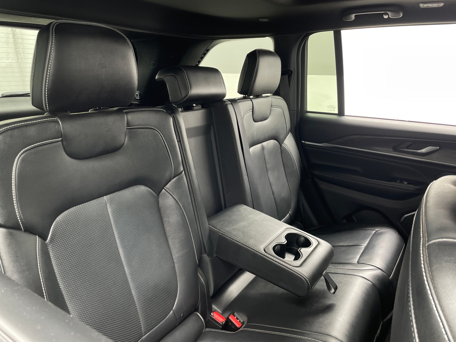 Thumbnail: 2024 Jeep Grand Cherokee - 5