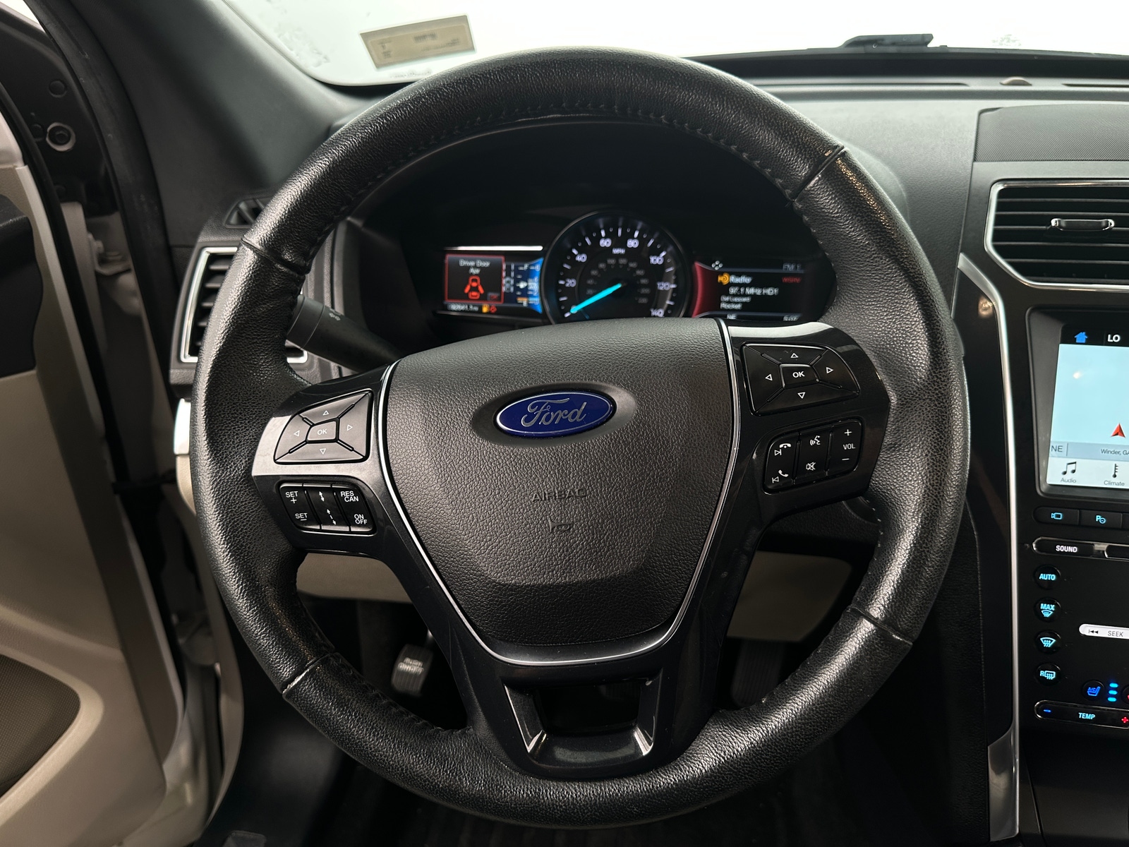 Thumbnail: 2018 Ford Explorer - 4