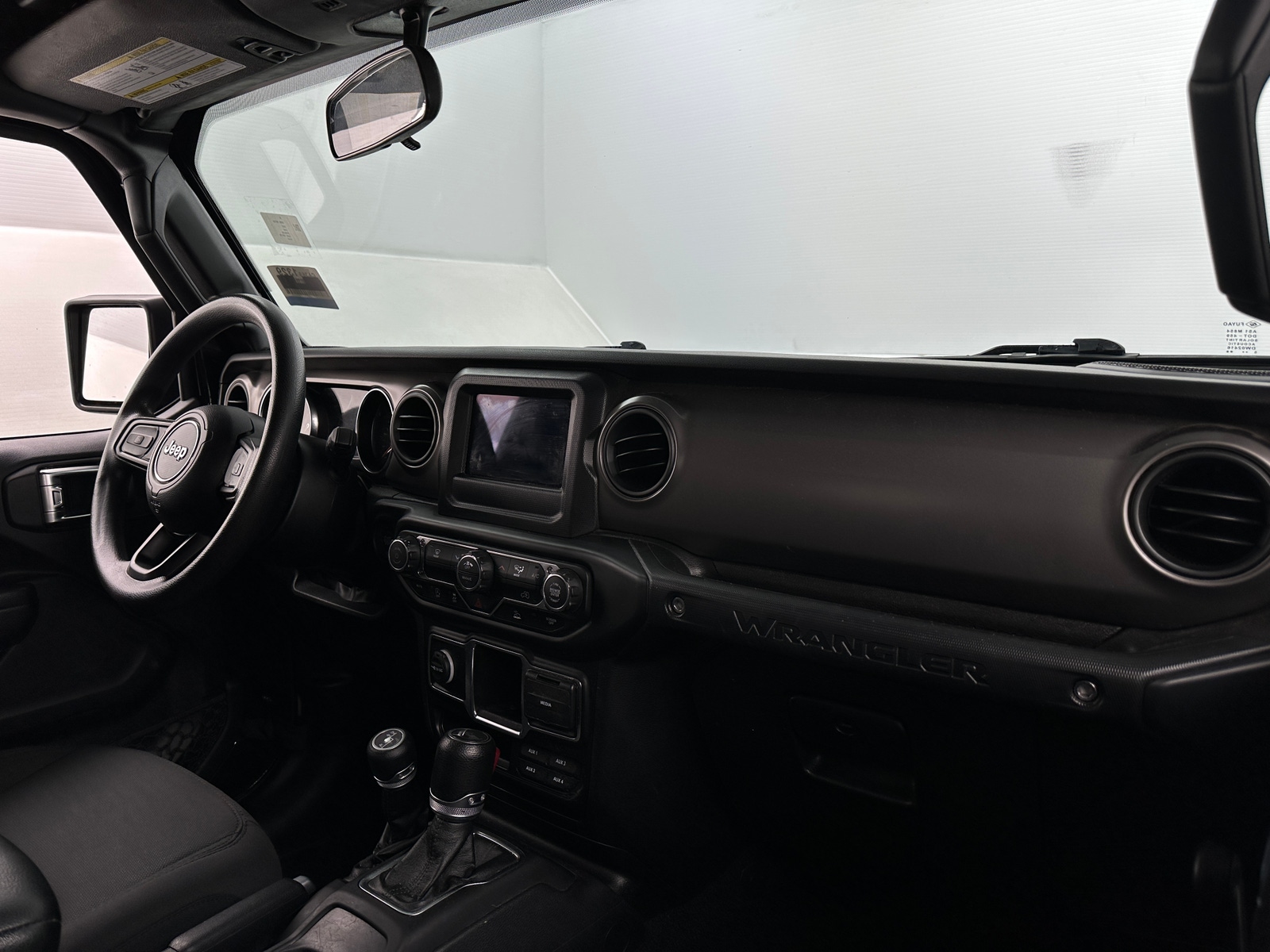 Thumbnail: 2022 Jeep Wrangler - 3