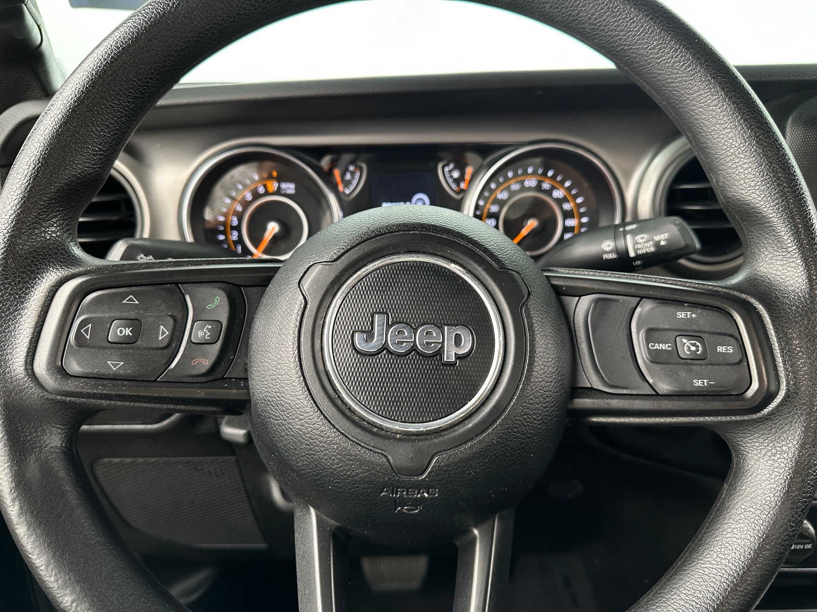 Thumbnail: 2022 Jeep Wrangler - 5