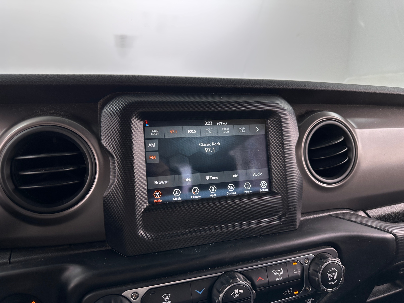 Thumbnail: 2022 Jeep Wrangler - 4